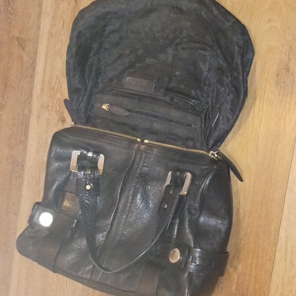 Michael Kors Black Leather Shoulderbag - Picture 11 of 15